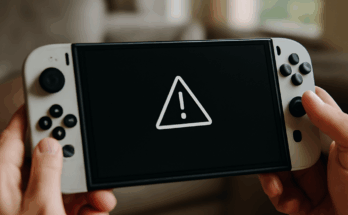 Nintendo Switch 2 mit geöffnetem Update-Bildschirm, Symbol für technische Probleme und Verbindungsabbrüche, Nutzer berichten von Firmware-Fehlern nach neuem System-Update.