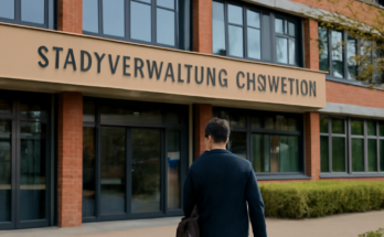 Alt-Text: **„Stadtverwaltung Emsdetten: IT-Störung behoben, Service und Kommunikation wieder vollständig erreichbar.“**