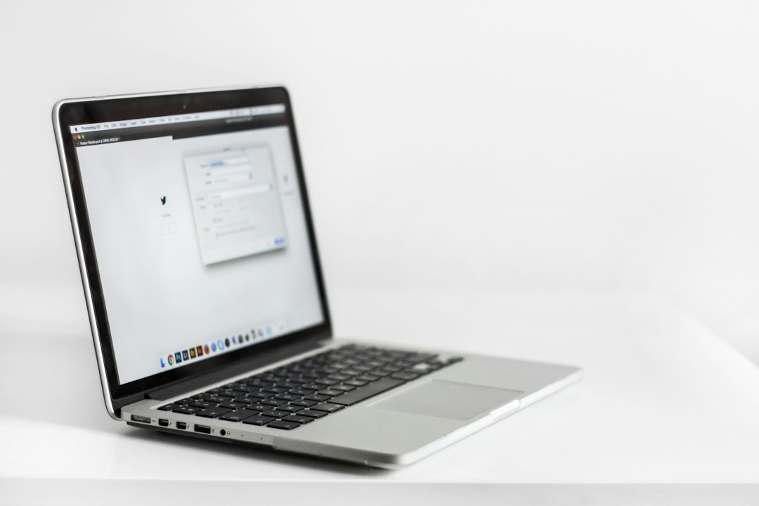 Laptop als Symbol für Webbrowser und Online-Arbeit