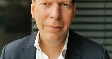 Lars Hinrichs, Gründer von Xing und Initiator des Mobilfunkanbieters Simsalasim