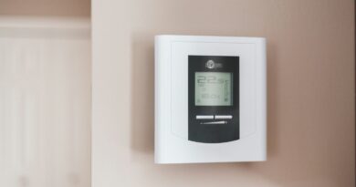 Raumthermostat zeigt 19,5 Grad Celsius