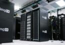 IT-Serverracks mit Netzwerkanschlüssen